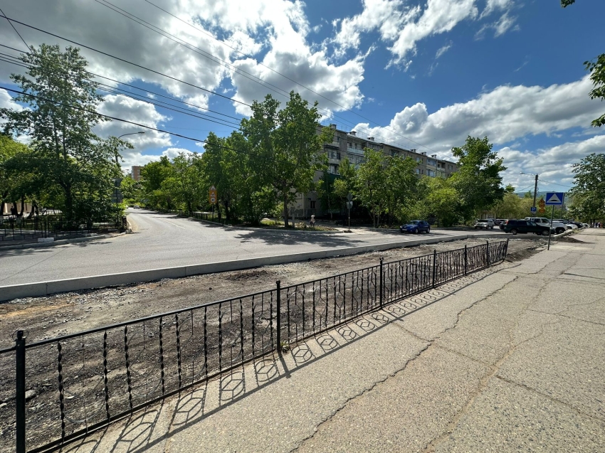 Часть парковки около Дворца пионеров на Журавлёва в Чите оставят для водителей – проект ремонта дороги пересмотрят 